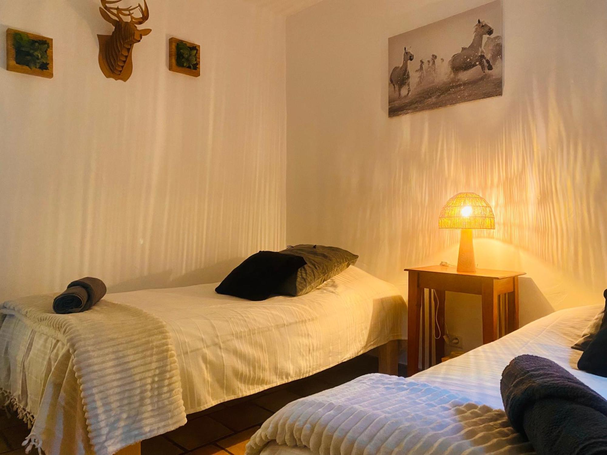 Ferienhaus La Pitchoune : Aux Pieds Des Alpilles