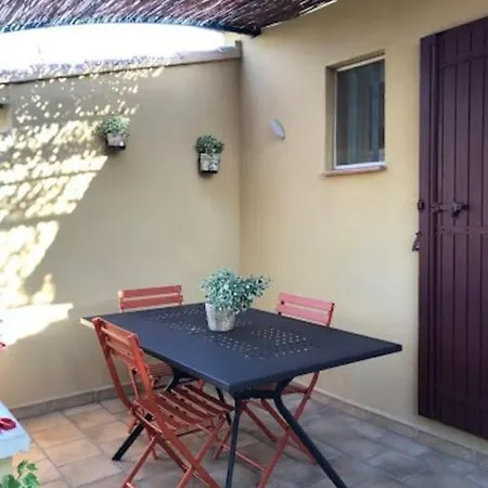La Pitchoune : Gite Aux Pieds Des Alpilles Mouries Exterior photo